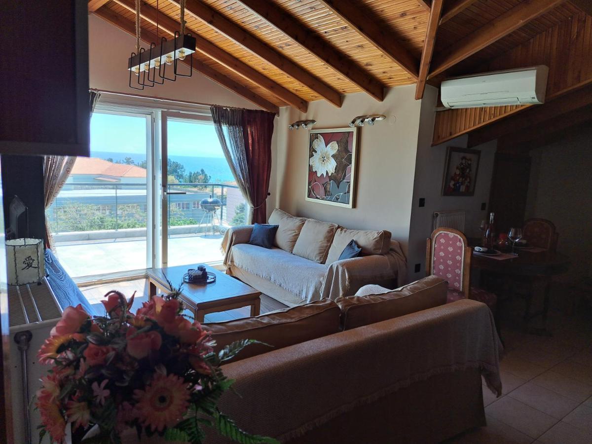 Attic Apartman Néa Mudaniá Kültér fotó