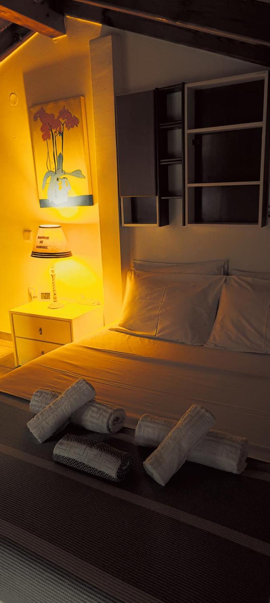 Attic Apartman Néa Mudaniá Kültér fotó